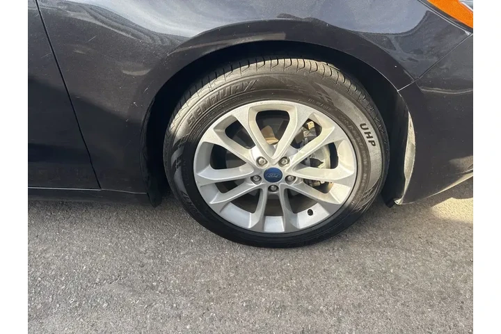 $13077 : Ford Fusion Hybrid 2020 SE 4 image 4