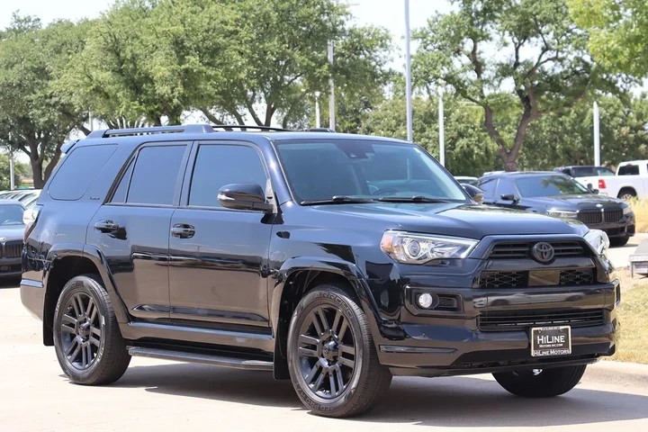 $30993 : 2020 4Runner Limited image 3