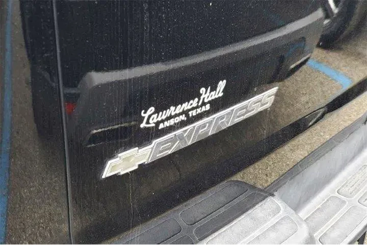 $16035 : Chevrolet Express 2017 LT 25 image 7