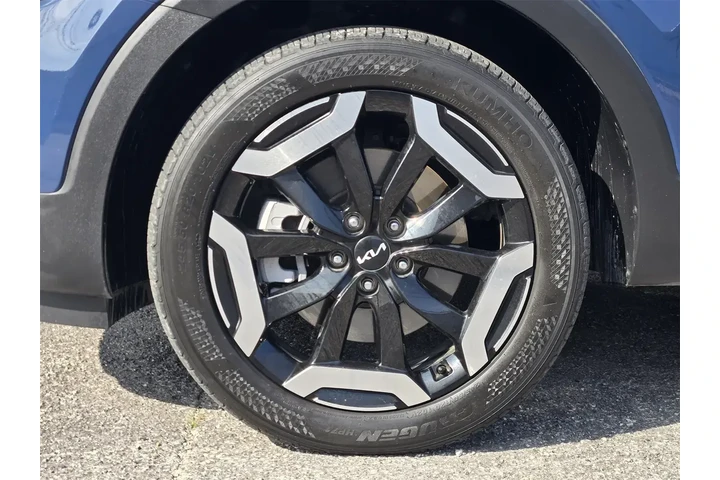 $31991 : Kia Telluride 2023 S 4dr SUV image 10