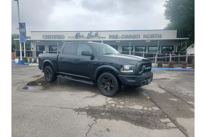 $23998 : Ram 1500 Classic 2022 4x4 SL image 1