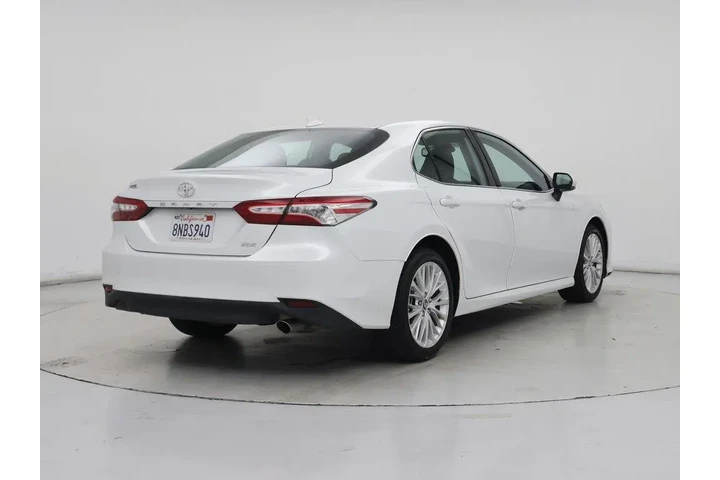 $26998 : Toyota Camry 2020 XLE 4dr Se image 8
