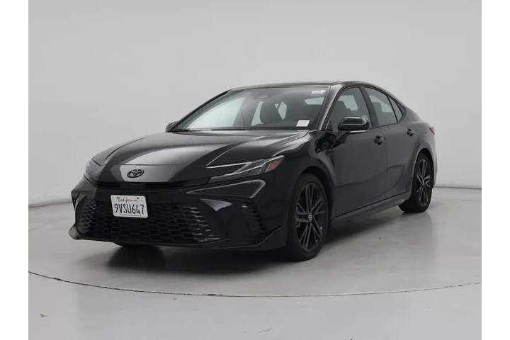 $39998 : Toyota Camry 2025 SE 4dr Sed image 4