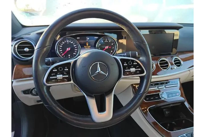 $32718 : Mercedes-Benz E-Class 2019 A image 8