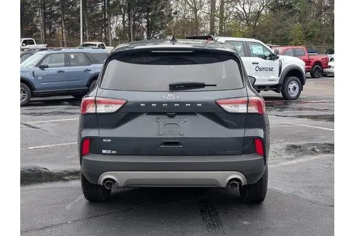 $17500 : Ford Escape 2022 SE 4dr SUV image 6