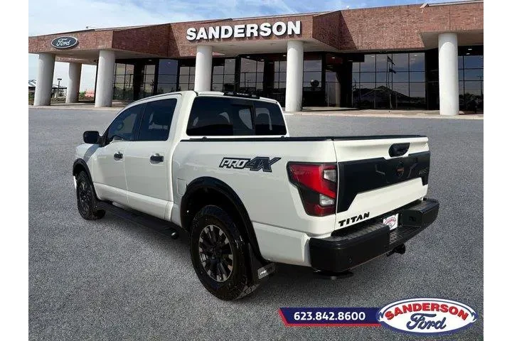 $30888 : Nissan Titan 2021 4x4 PRO-4X image 5