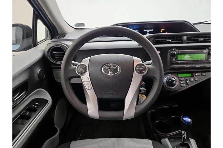 $19998 : Toyota Prius c 2014 Two 4dr image 10