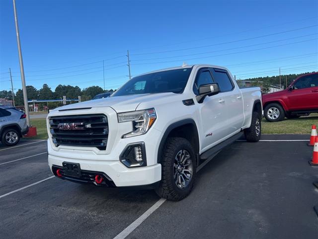 $53991 : PRE-OWNED 2022 SIERRA 1500 LI image 5