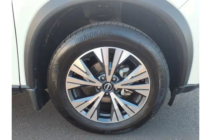 $21821 : Nissan Rogue 2023 SV 4dr Cro image 9