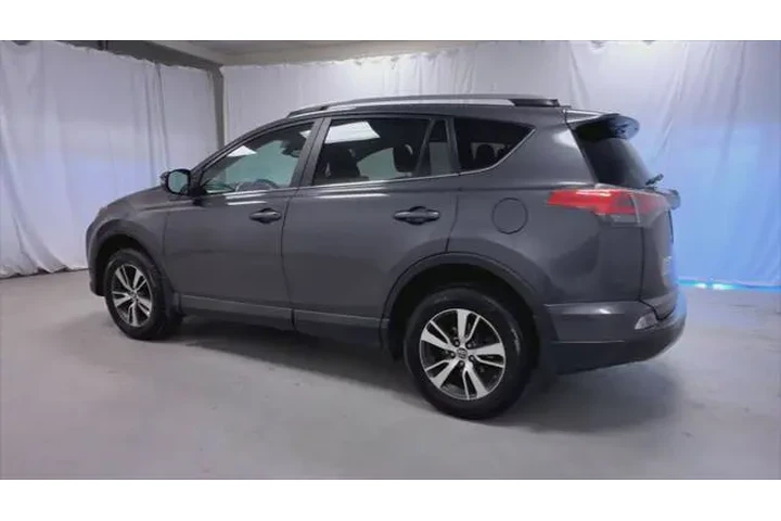 $21495 : Toyota RAV4 2018 AWD XLE 4dr image 6