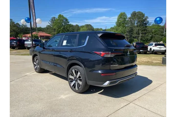 $25920 : Mitsubishi Outlander 2025 SE image 4