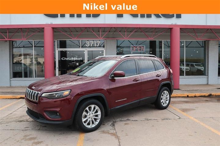 $15979 : 2019 Cherokee Latitude image 1