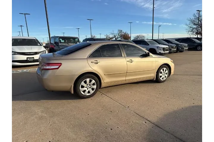 $11995 : Toyota Camry 2010 Base 4dr S image 3