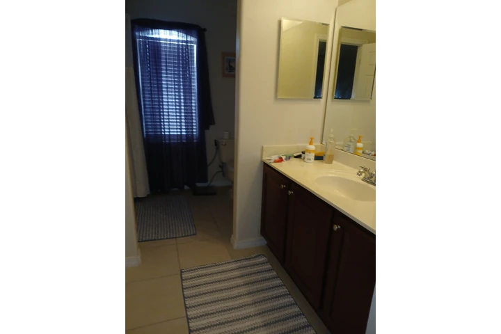 $800 : RENTO EXELENTE  HABITATION image 4