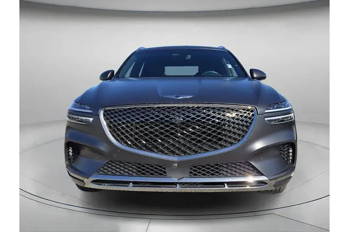 $34691 : Genesis GV70 2023 AWD 2.5T S image 5