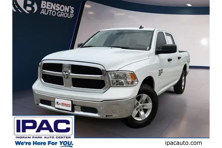 $28762 : Ram 1500 Classic 2023 4x4 SL image 1