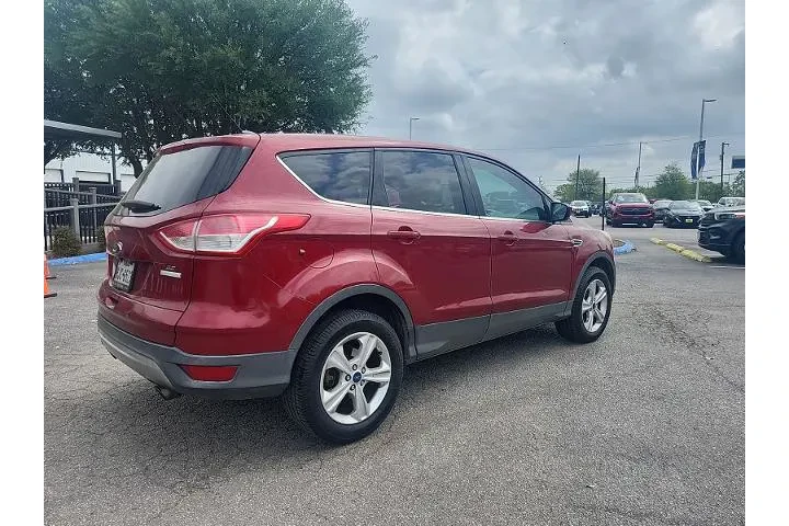 $5995 : Ford Escape 2016 SE 4dr SUV image 5