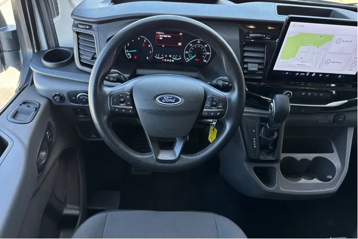 $38950 : Ford Transit 2024 350 XL 3dr image 1
