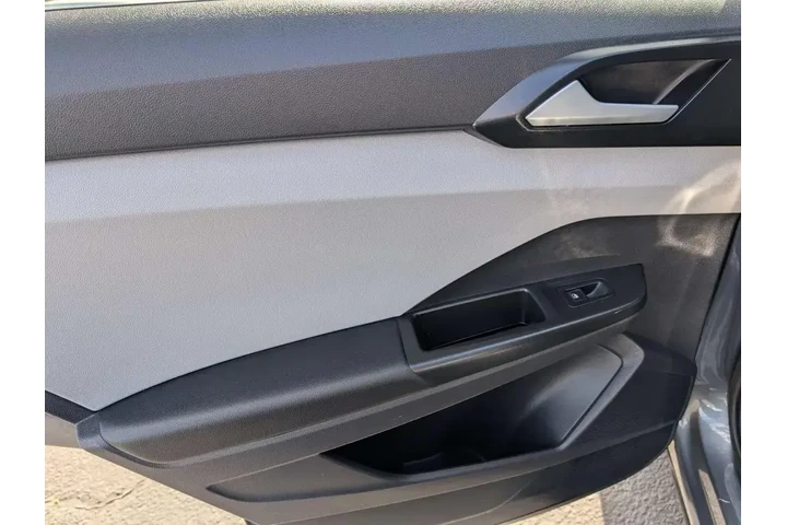 $18995 : Volkswagen Taos 2022 SE 4dr image 10