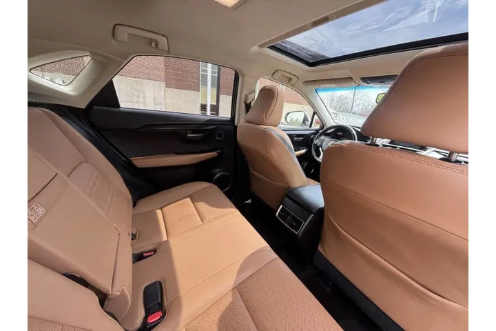 $15999 : 2016 NX 200t image 6