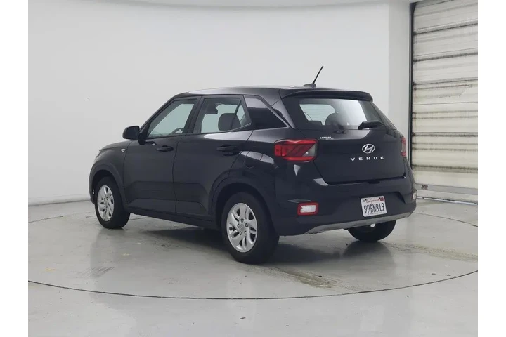 $17998 : Hyundai VENUE 2023 SE 4dr Cr image 2