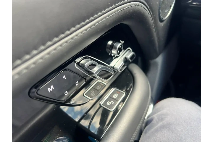 $64995 : 2018 LAND ROVER RANGE ROVER image 8