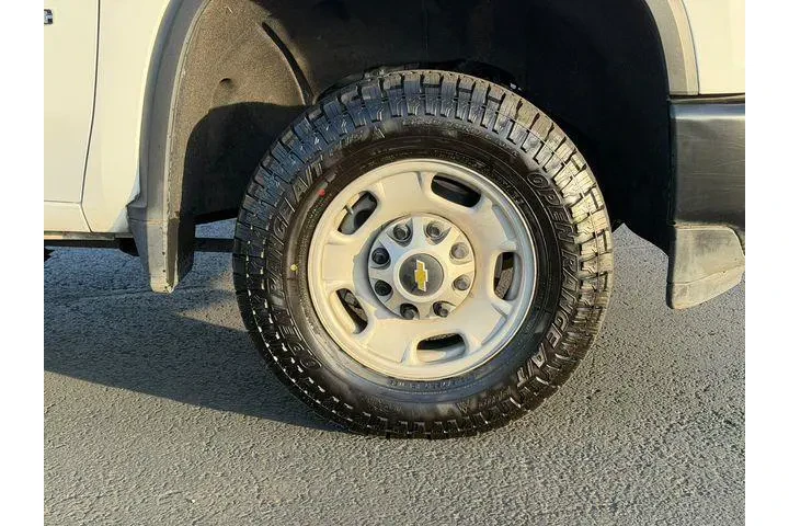 $36995 : Chevrolet Silverado 2500HD 2 image 10