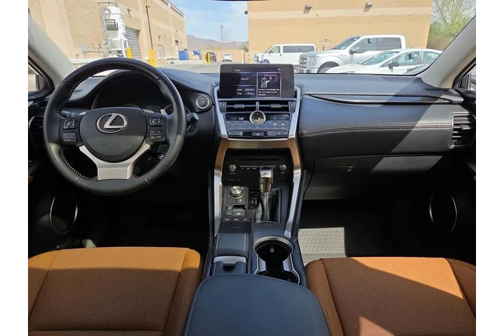$23998 : Lexus NX 300 2019 AWD F SPOR image 8