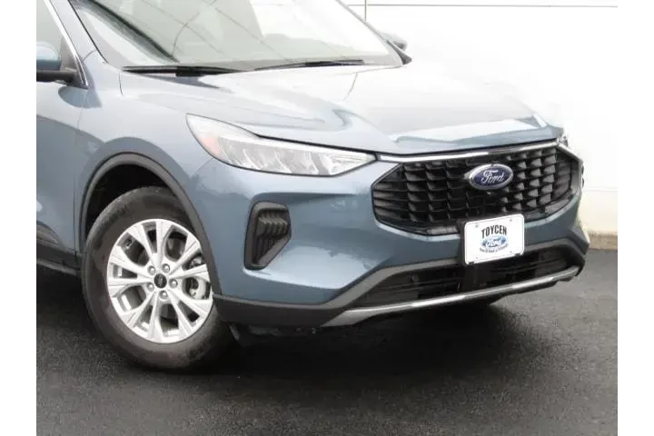 $24541 : Ford Escape 2023 AWD Active image 4