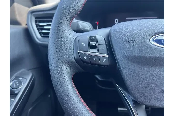 $23994 : Ford Escape 2023 AWD ST-Line image 8