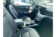 $31498 : Ford Explorer 2024 AWD XLT 4 thumbnail