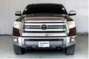 $39991 : Toyota Tundra 2017 4x4 Plati thumbnail
