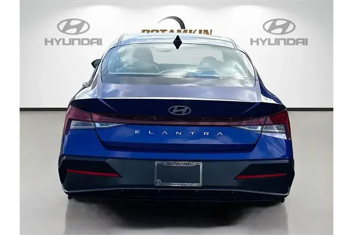 $18703 : Hyundai ELANTRA 2024 SEL 4dr image 6