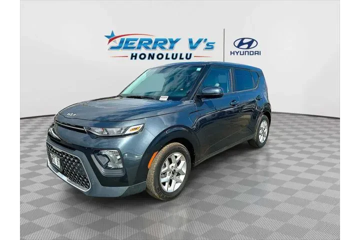 $18188 : Kia Soul 2022 S 4dr Crossove image 4