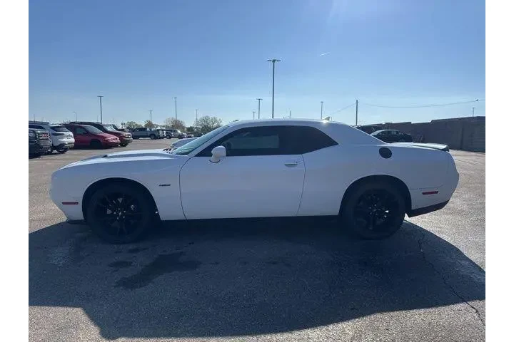 $23982 : Dodge Challenger 2018 R/T 2d image 4