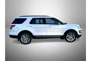 $18495 : Ford Explorer 2017 AWD XLT 4 thumbnail