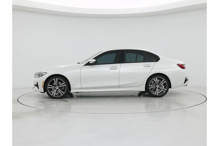 $30998 : BMW 3 Series 2022 330i 4dr S image 3