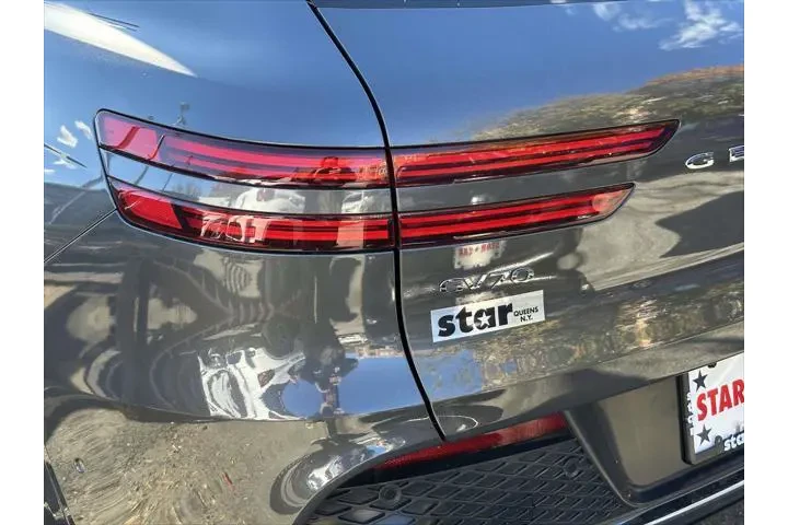 $34995 : Genesis GV70 2022 AWD 2.5T S image 9