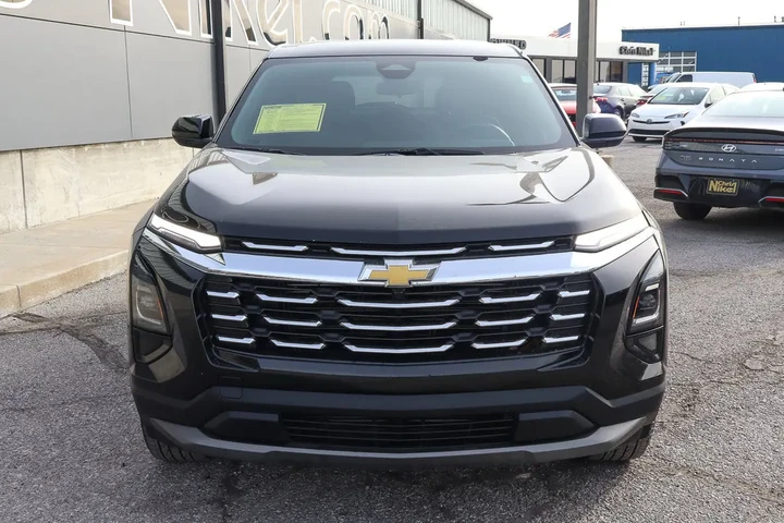 $23988 : 2025 Equinox FWD 4dr LT w/1LT image 2