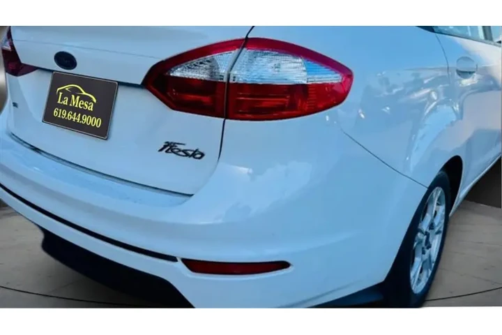 $6995 : 2015 Fiesta SE image 6