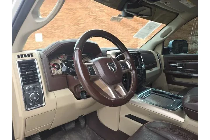 $39990 : Ram 2500 2018 4x4 Laramie Li image 8