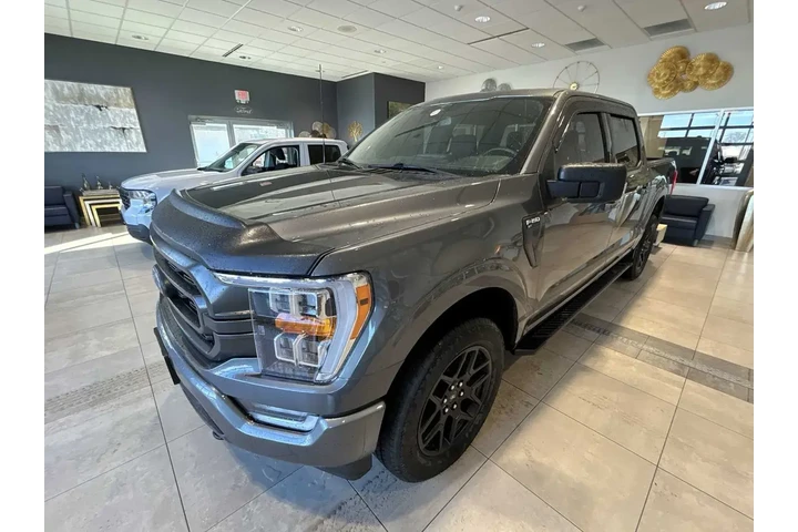 $39992 : Ford F-150 2023 4x4 XLT 4dr image 7