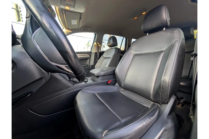 $13995 : 2019 Atlas V6 SE w/Technology image 7