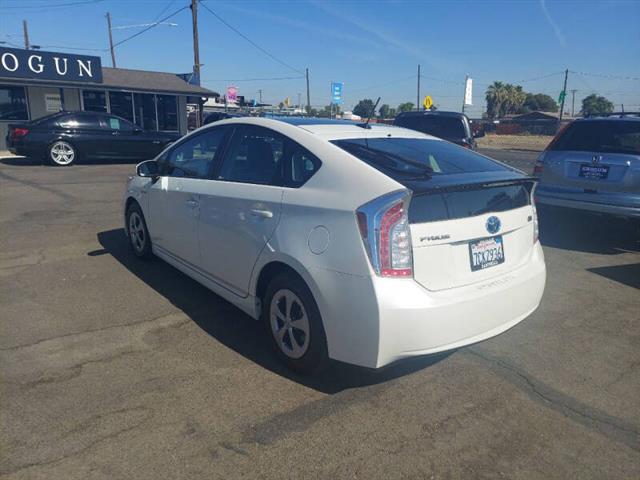 $12995 : 2013 Prius Four image 7