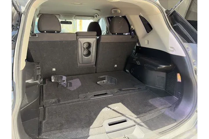 $11400 : Nissan Rogue 2015 S 4dr Cros image 4