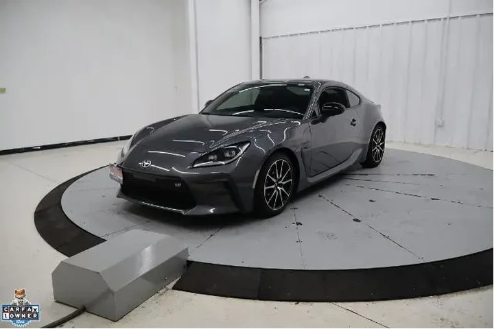 $28995 : Toyota GR86 2023 2dr Coupe 6 image 8