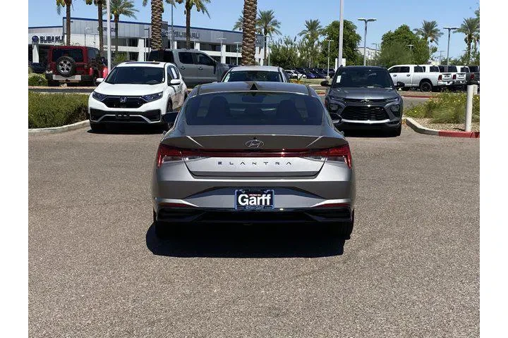 $16590 : Hyundai ELANTRA 2022 SEL 4dr image 4