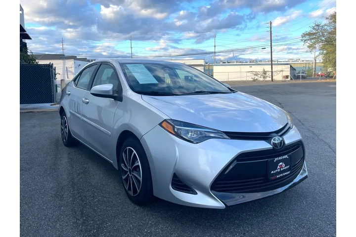 $11495 : 2019 Corolla LE CVT (Natl) image 8