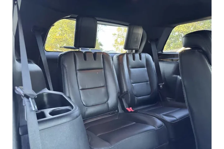 $14999 : 2017 Explorer XLT image 8