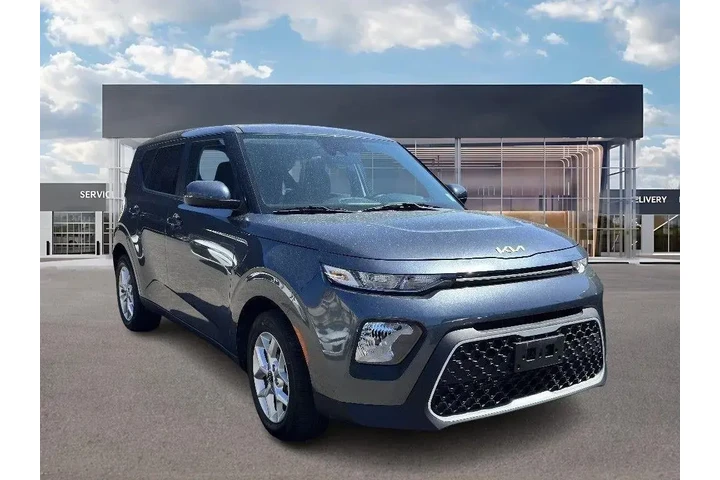 $13595 : Kia Soul 2022 S 4dr Crossove image 3